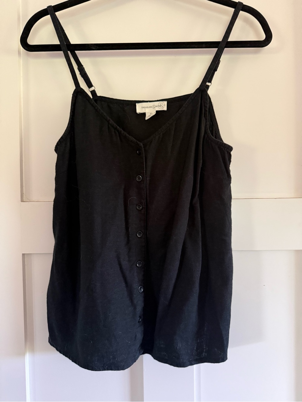 Treasure & Bond Black Button-Front Spaghetti Strap Tank